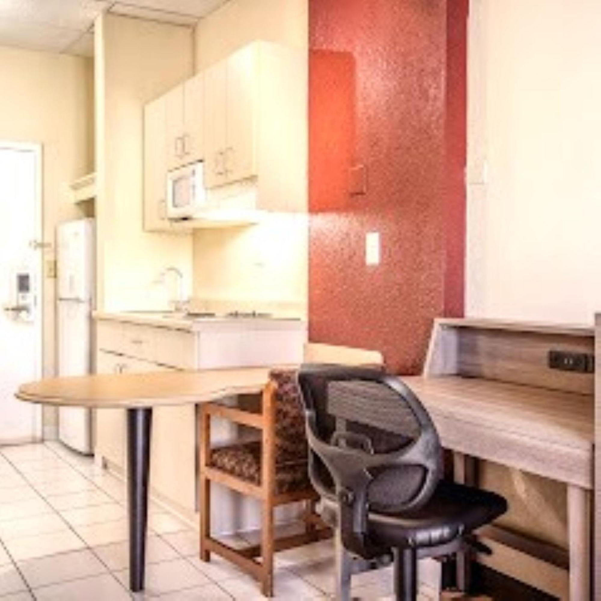 Countryside Suites Kansas City Independence I-70 East Sports Complex Hotel Экстерьер фото