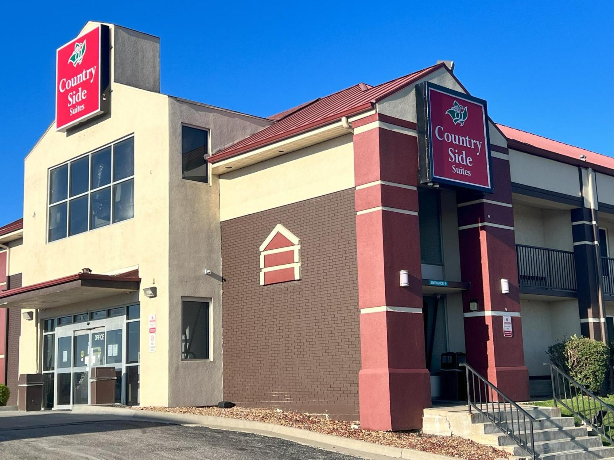 Countryside Suites Kansas City Independence I-70 East Sports Complex Hotel Экстерьер фото