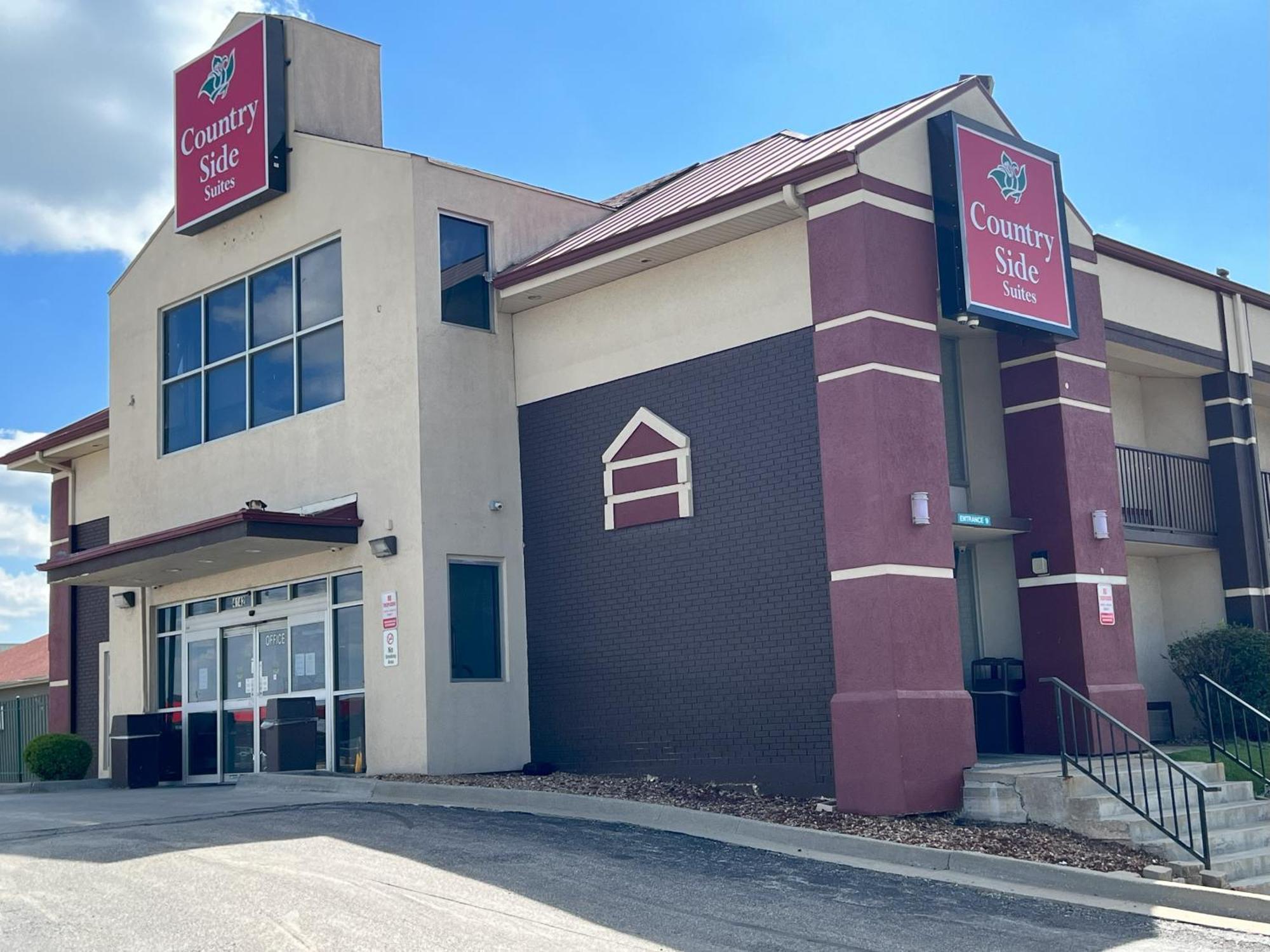 Countryside Suites Kansas City Independence I-70 East Sports Complex Hotel Экстерьер фото